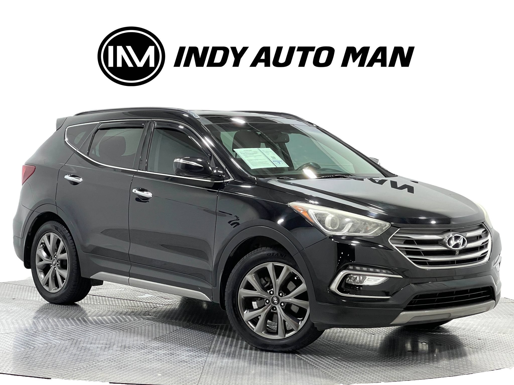 Used 2017 Hyundai Santa Fe Sport FWD image 2