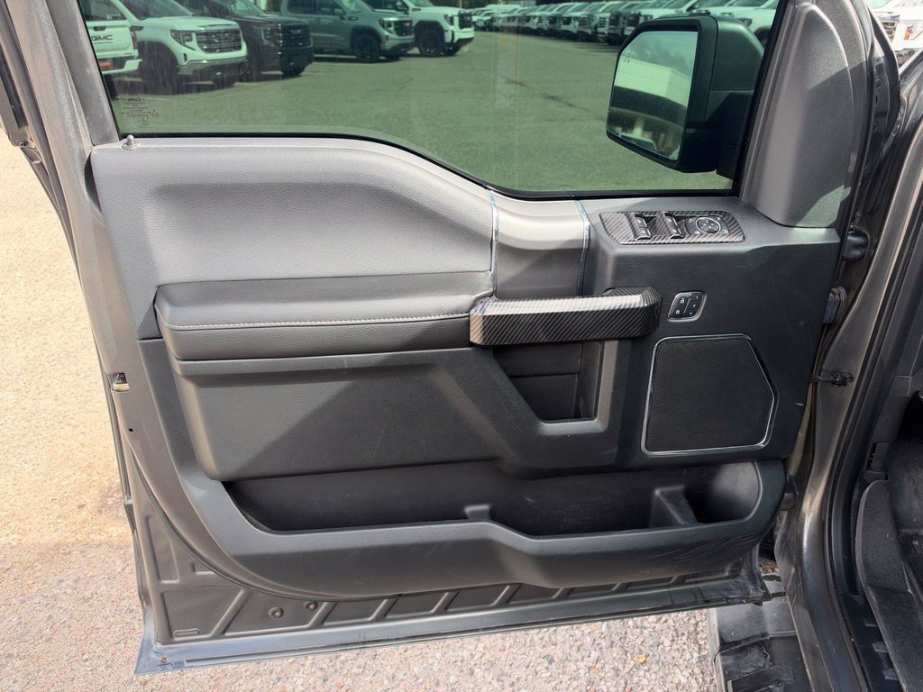 Used 2016 Ford F150 Lariat AWD/4WD image 9