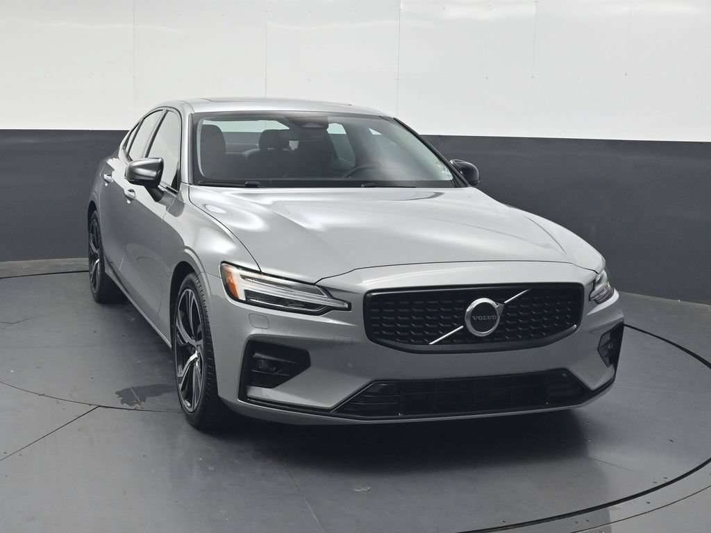 Used 2024 Volvo S60 B5 Core w/ Climate Package FWD image 14