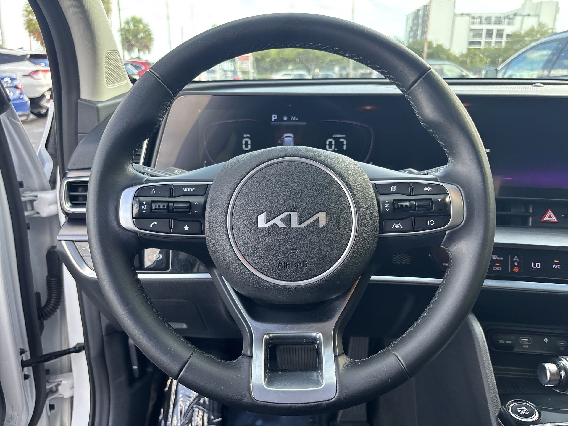 Used 2024 Kia Sportage EX FWD image 11