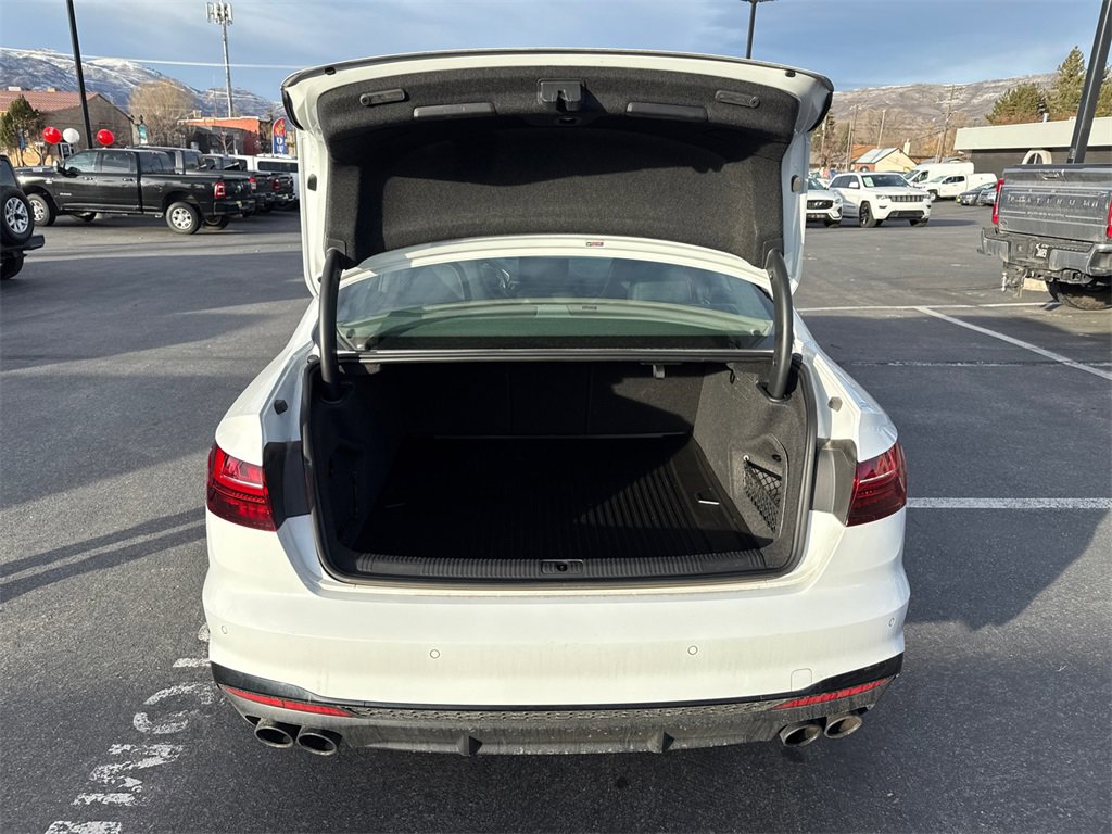 Used 2023 Audi S4 Premium Plus image 13