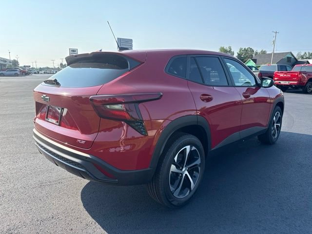 New 2026 Chevrolet Trax RS w/ Sunroof Package FWD image 7