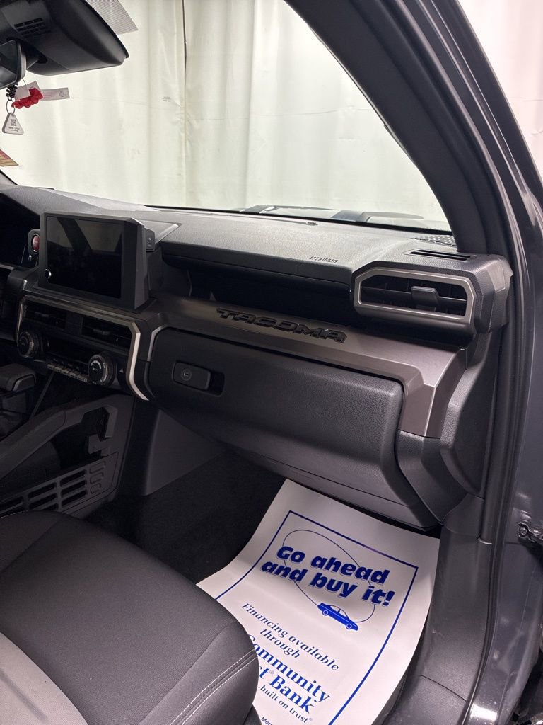 Used 2025 Toyota Tacoma TRD Sport image 29