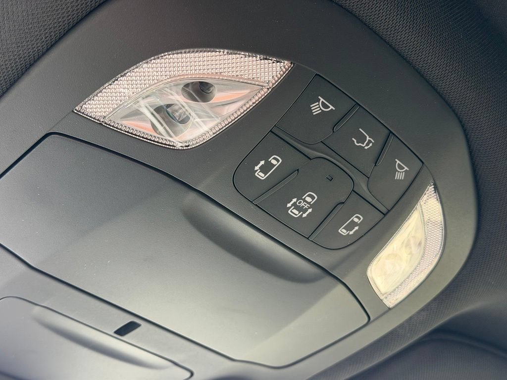 Used 2025 Chrysler Pacifica Limited w/ Uconnect Theater Family Group AWD/4WD image 27