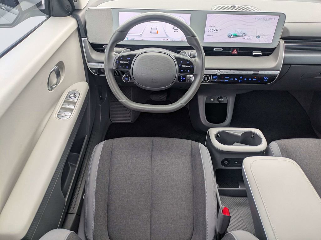 Used 2024 Hyundai Ioniq 5 SEL RWD image 17