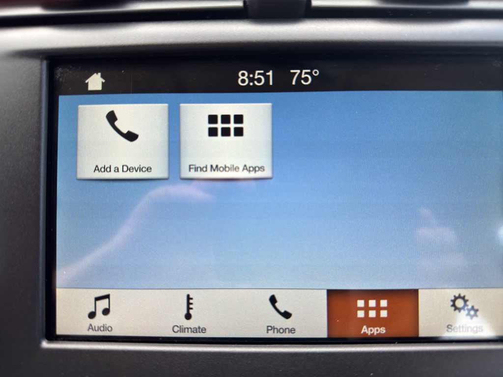 Used 2018 Ford Fusion SE w/ Fusion SE Technology Package FWD image 26