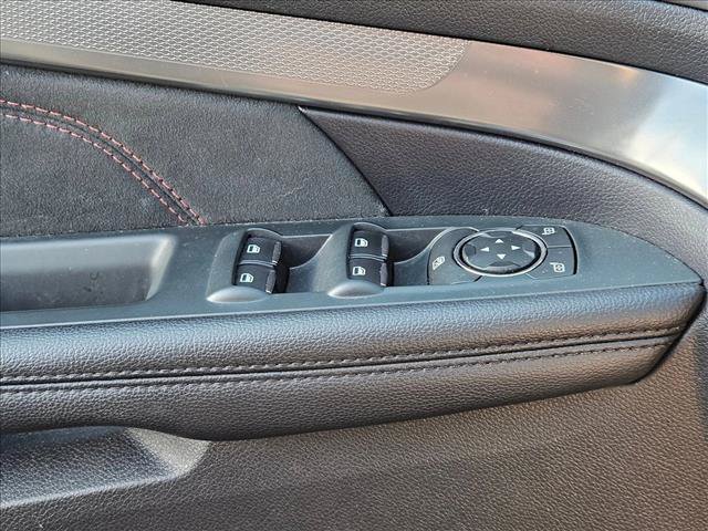 Used 2019 Ford Explorer XLT w/ Equipment Group 202A AWD/4WD image 7