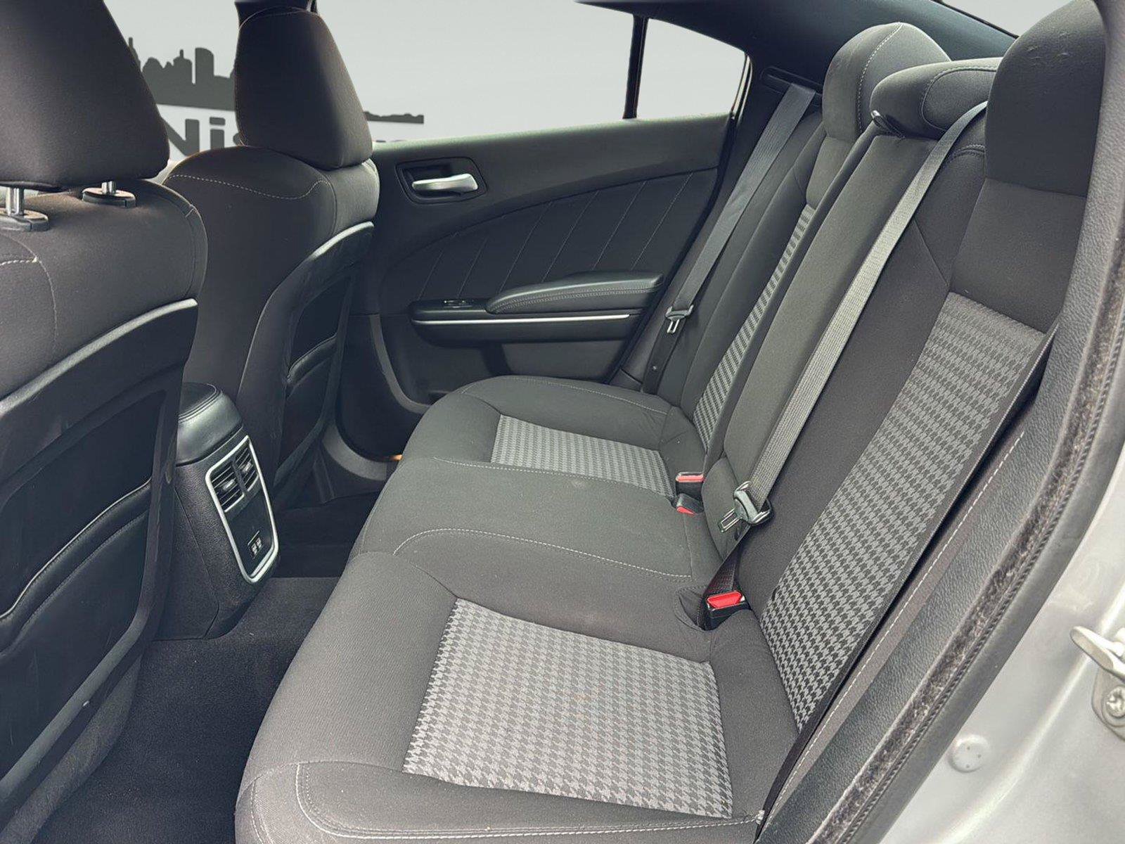 Used 2022 Dodge Charger R/T RWD image 27