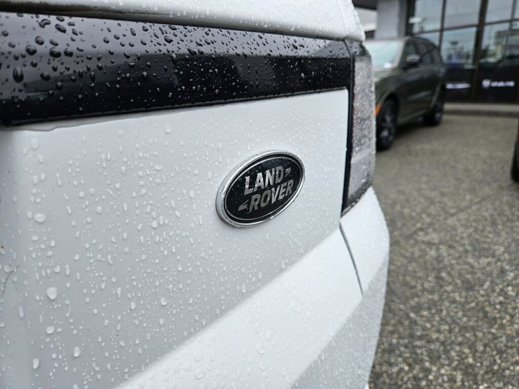 Used 2017 Land Rover Range Rover Sport HSE Dynamic AWD/4WD image 9