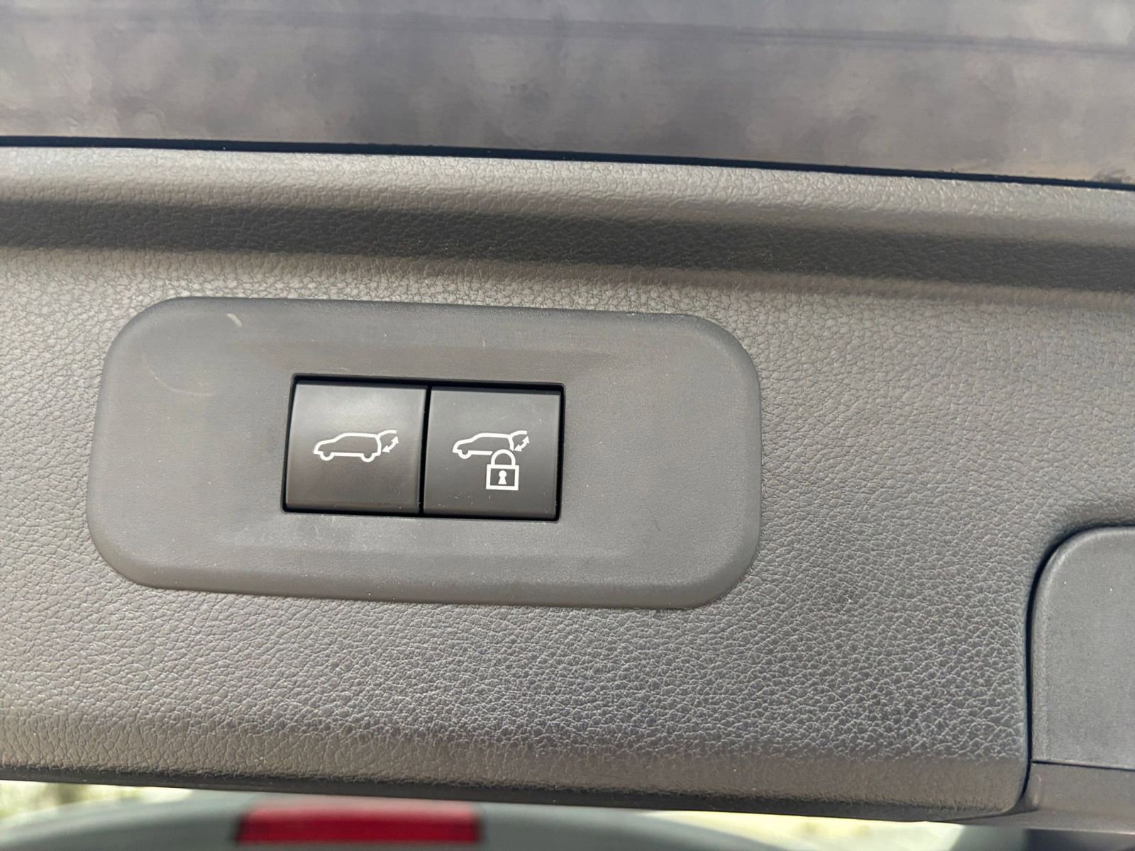 Used 2025 Toyota Grand Highlander FWD image 24