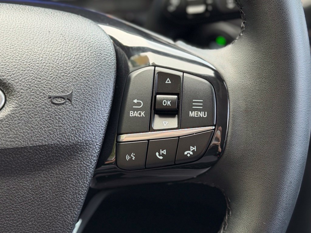 Used 2022 Ford Escape Titanium AWD/4WD image 10