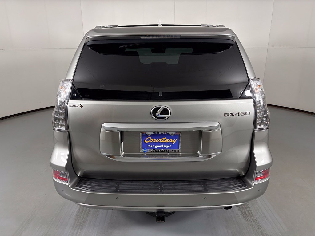 Used 2023 Lexus GX 460 Premium w/ Premium Plus Package AWD/4WD image 7