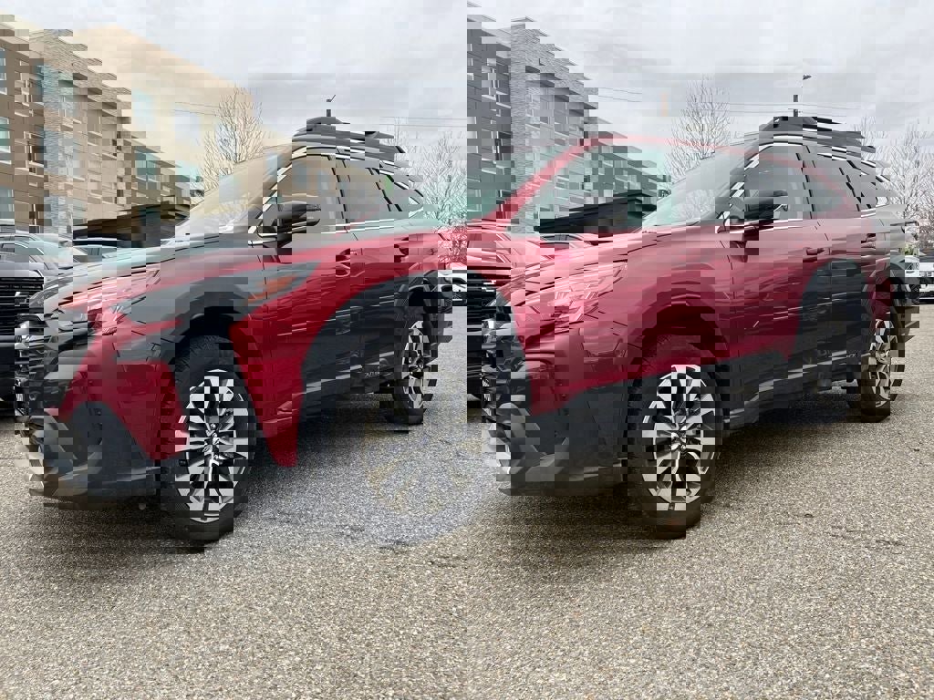 Used 2024 Subaru Outback Limited XT image 1