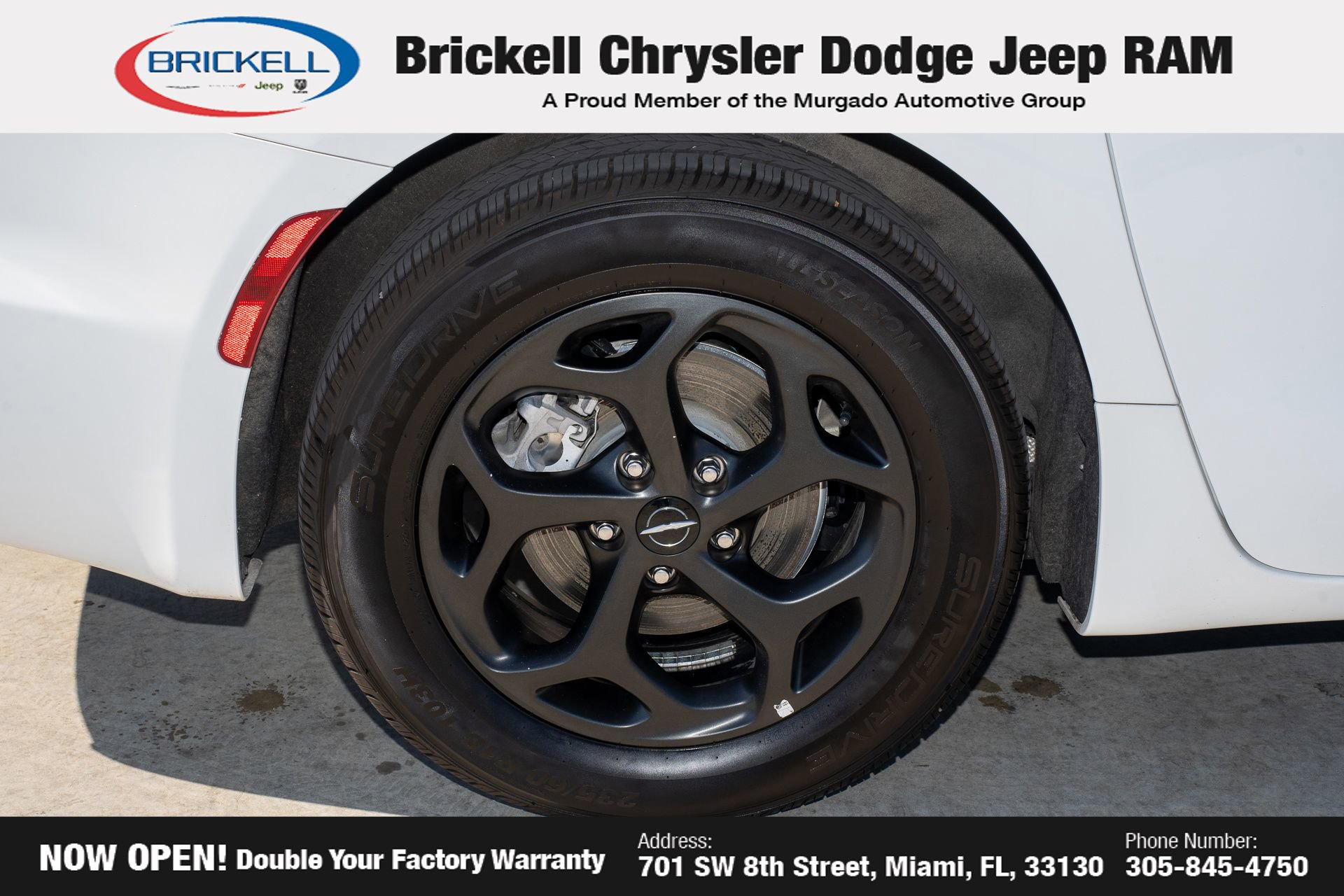 Used 2024 Chrysler Pacifica Limited FWD image 41