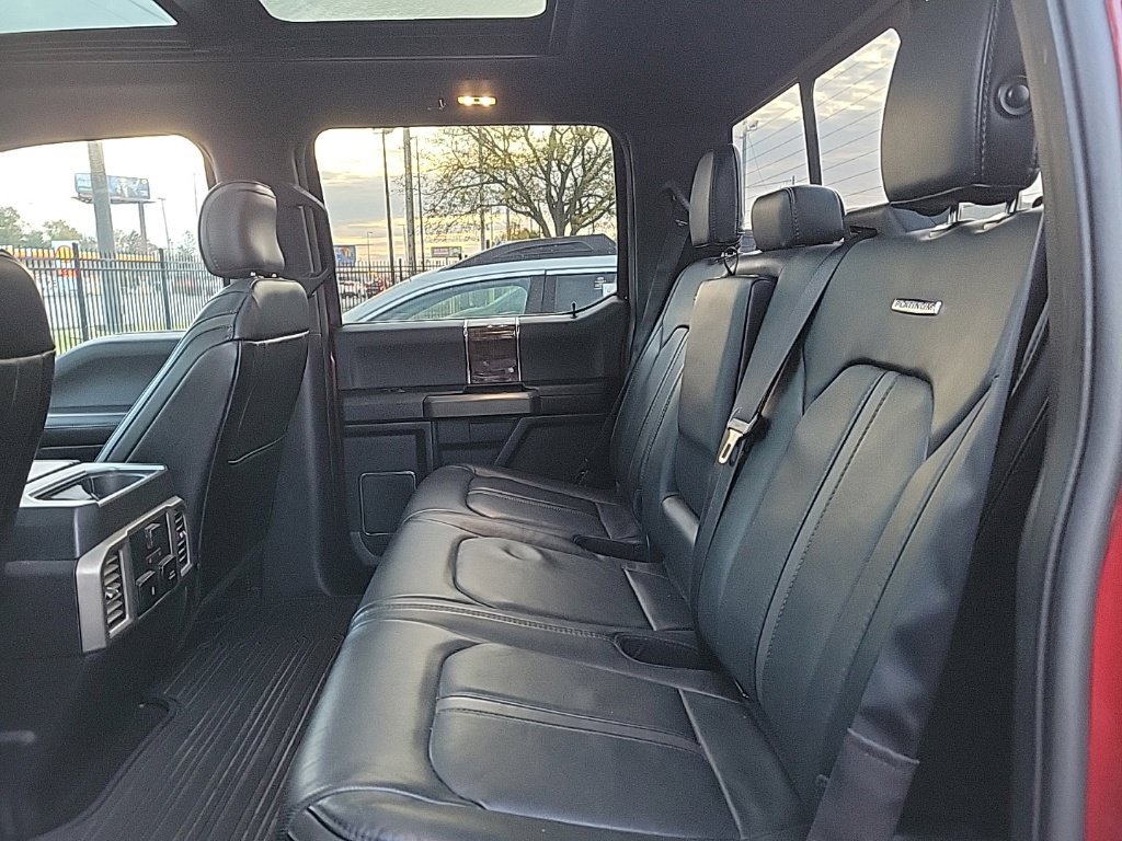 Used 2017 Ford F150 Platinum w/ Equipment Group 701A Luxury AWD/4WD image 13