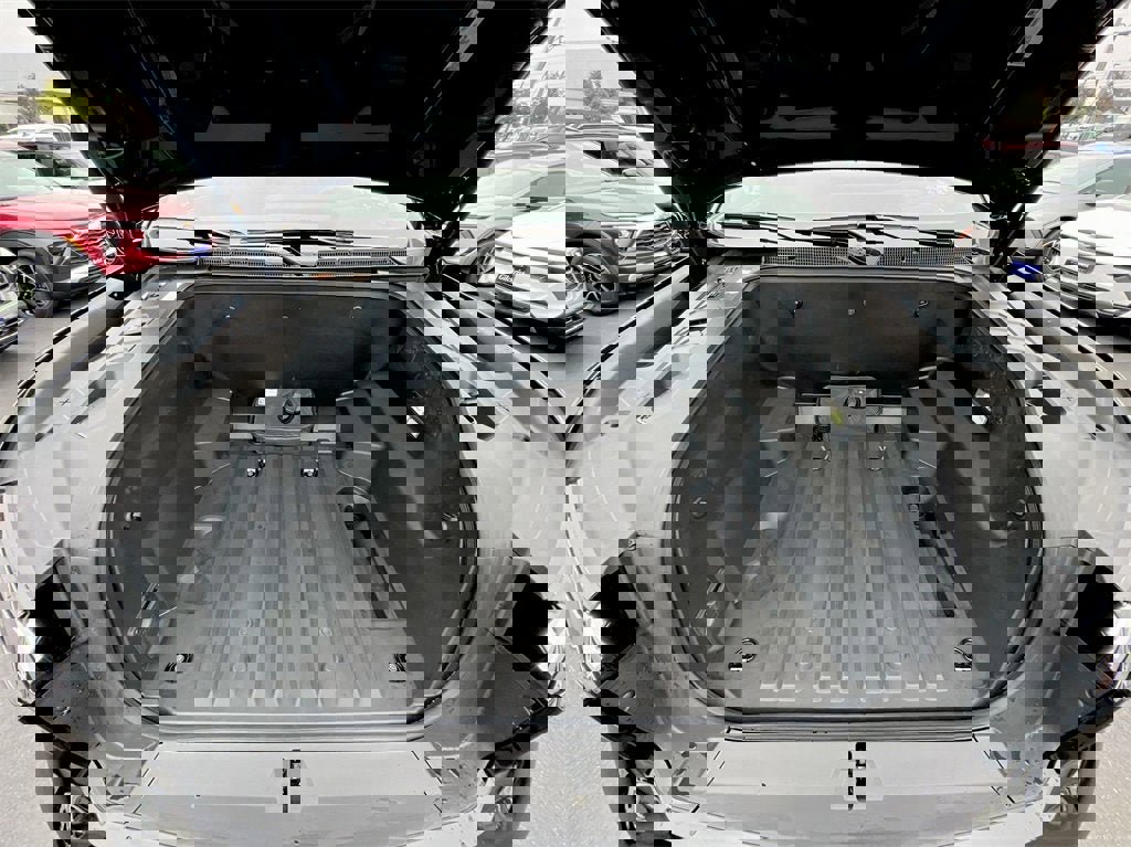 New 2024 Chevrolet Silverado EV RST image 22