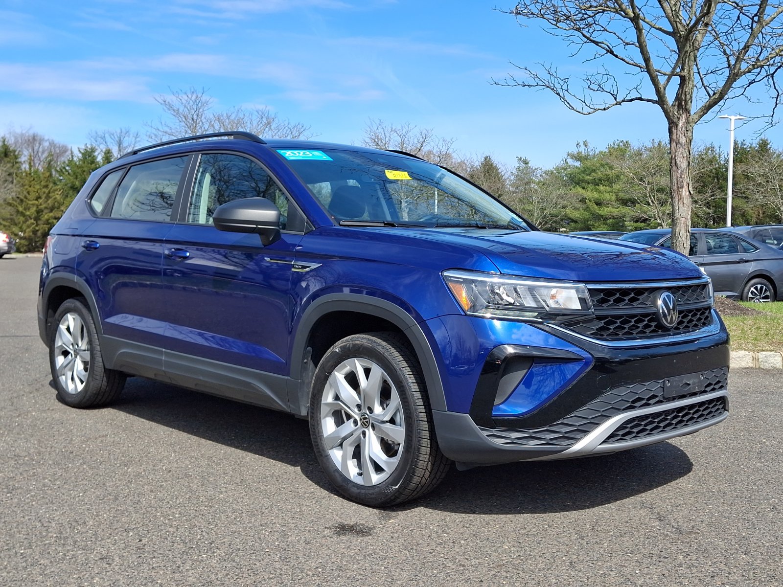 Used 2023 Volkswagen Taos S w/ Driver Assistance Package AWD/4WD image 1