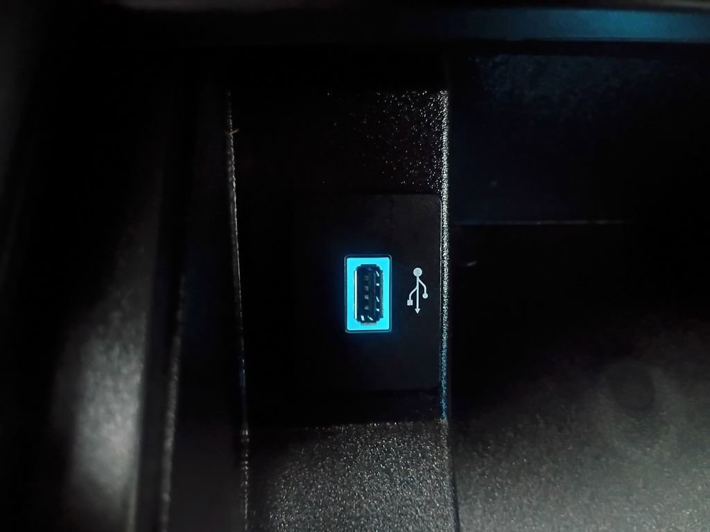 Used 2020 Ford F150 XL w/ Equipment Group 101A Mid image 6