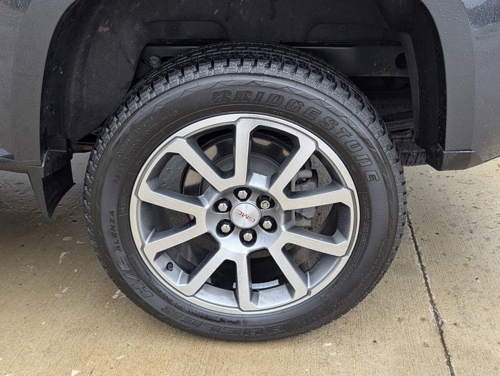 Used 2021 GMC Canyon Denali image 18