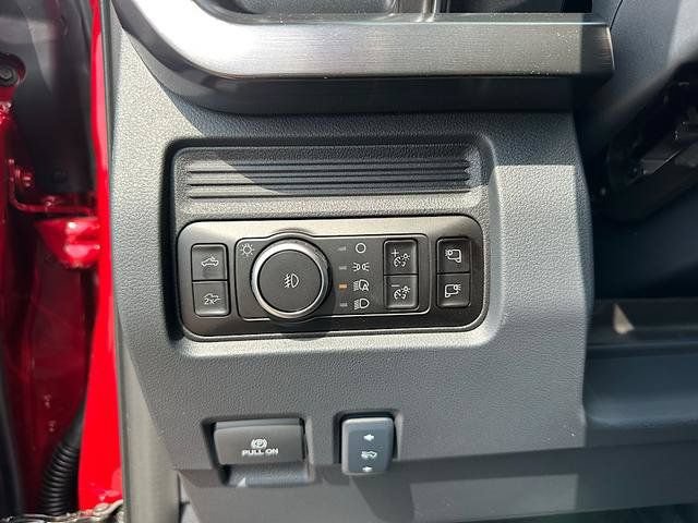 New 2027 Ford F250 Lariat w/ Black Appearance Package AWD/4WD image 22