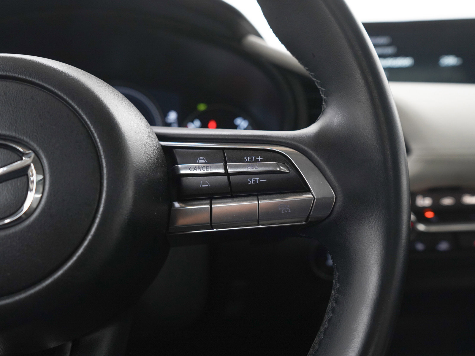 Used 2019 MAZDA MAZDA3 Sedan FWD image 25