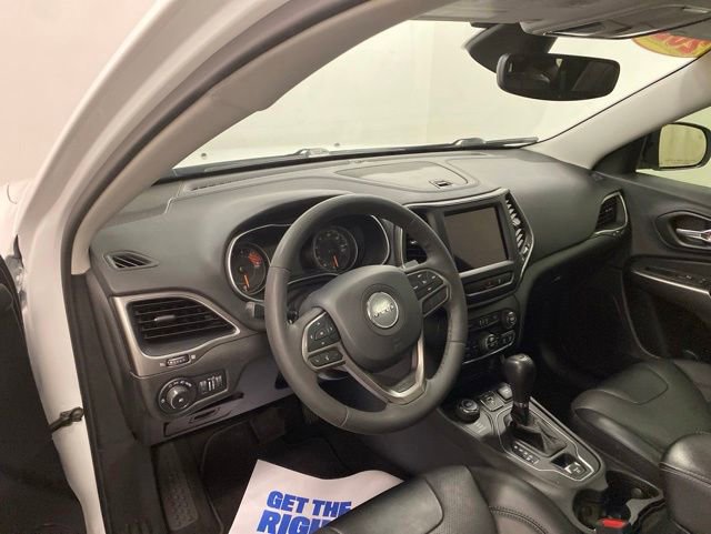 Used 2022 Jeep Cherokee Latitude Lux w/ Sun & Sound Group AWD/4WD image 8