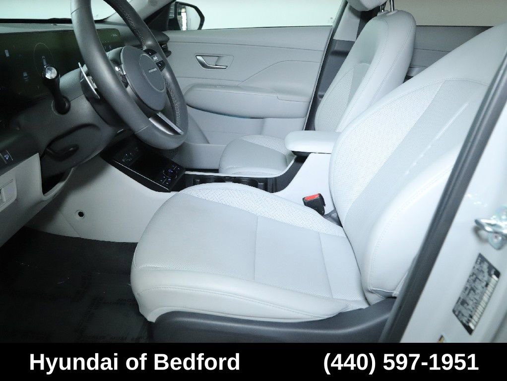 Used 2024 Hyundai Kona Limited AWD/4WD image 19