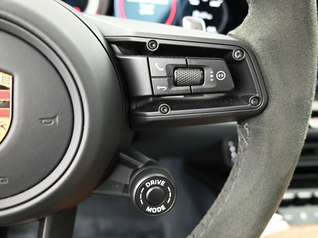 Used 2022 Porsche 911 Carrera 4 GTS image 10