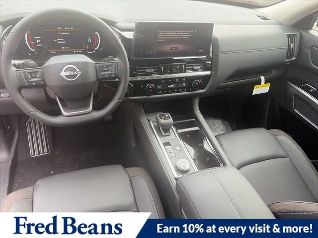 New 2026 Nissan Pathfinder SL image 11