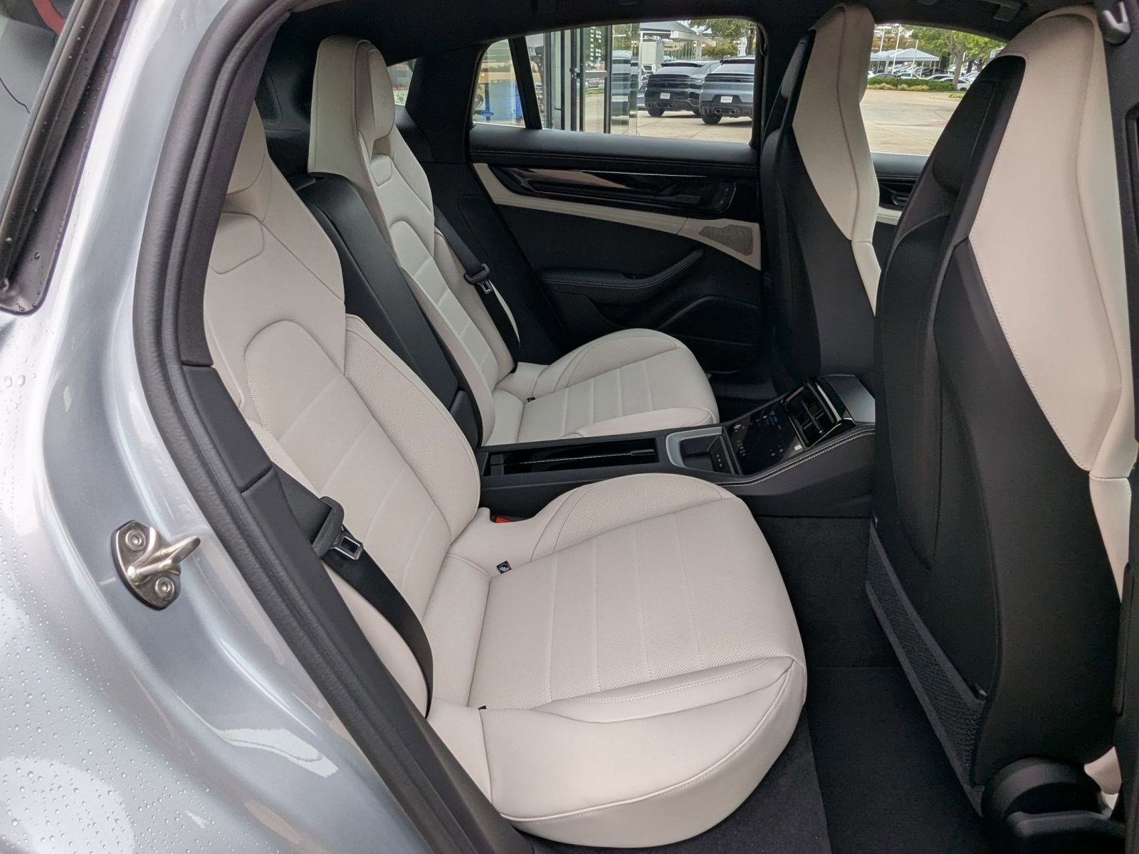 New 2026 Porsche Panamera image 23