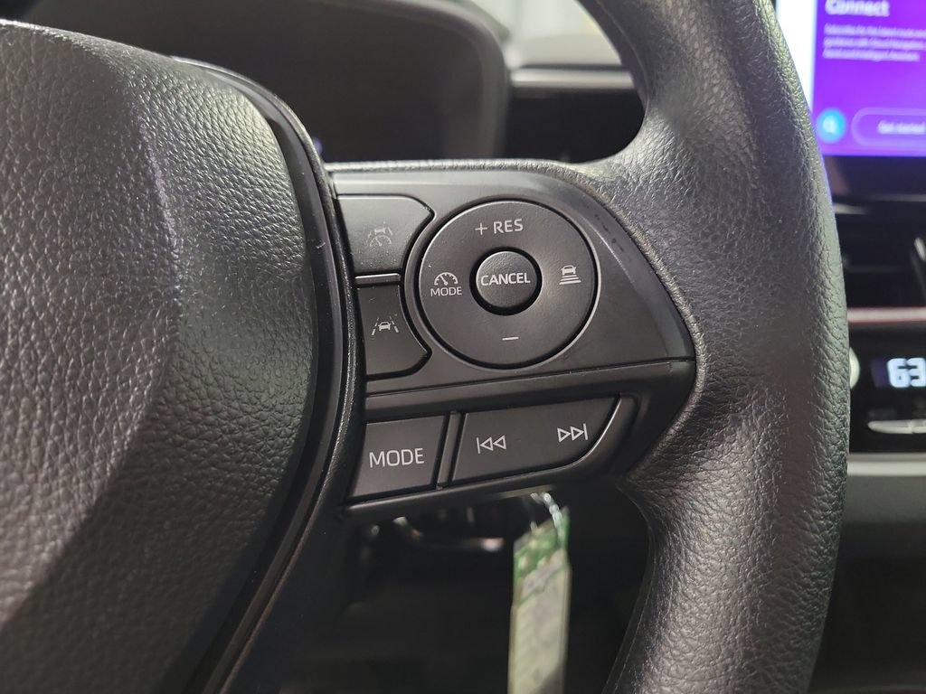 Used 2026 Toyota Corolla LE FWD image 23