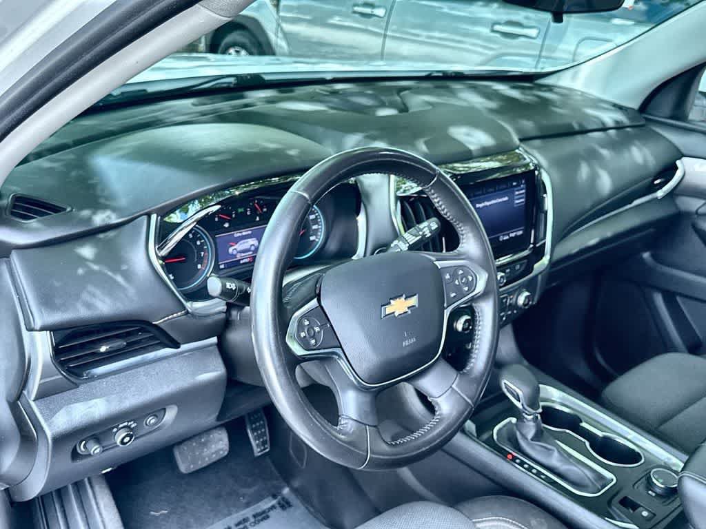 Used 2021 Chevrolet Traverse LT FWD image 13