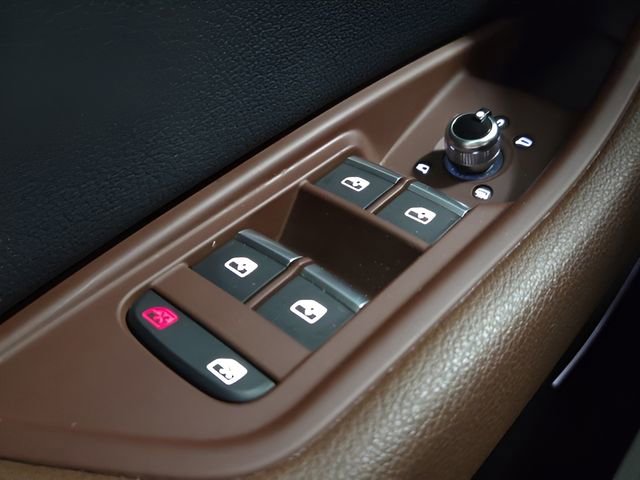 Used 2018 Audi A4 2.0T Premium Plus w/ Premium Plus Package AWD/4WD image 23