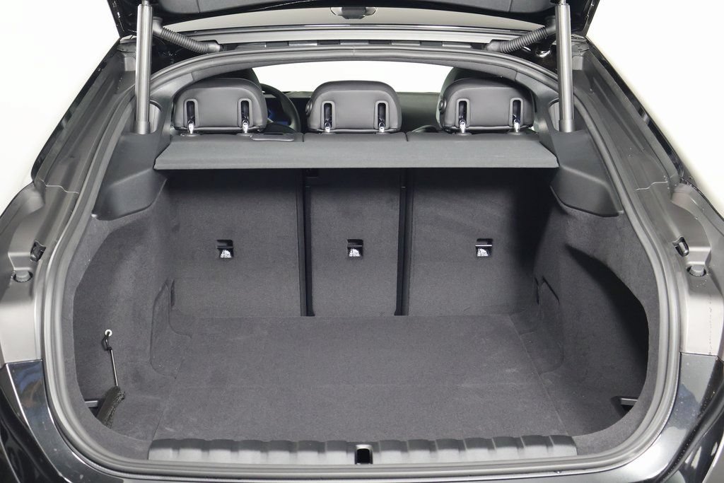 New 2026 BMW i4 eDrive40 w/ M Sport Package RWD image 8