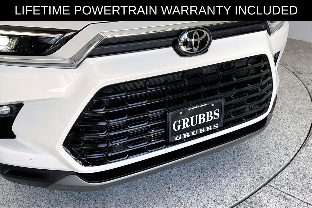 Used 2024 Toyota Grand Highlander AWD image 38