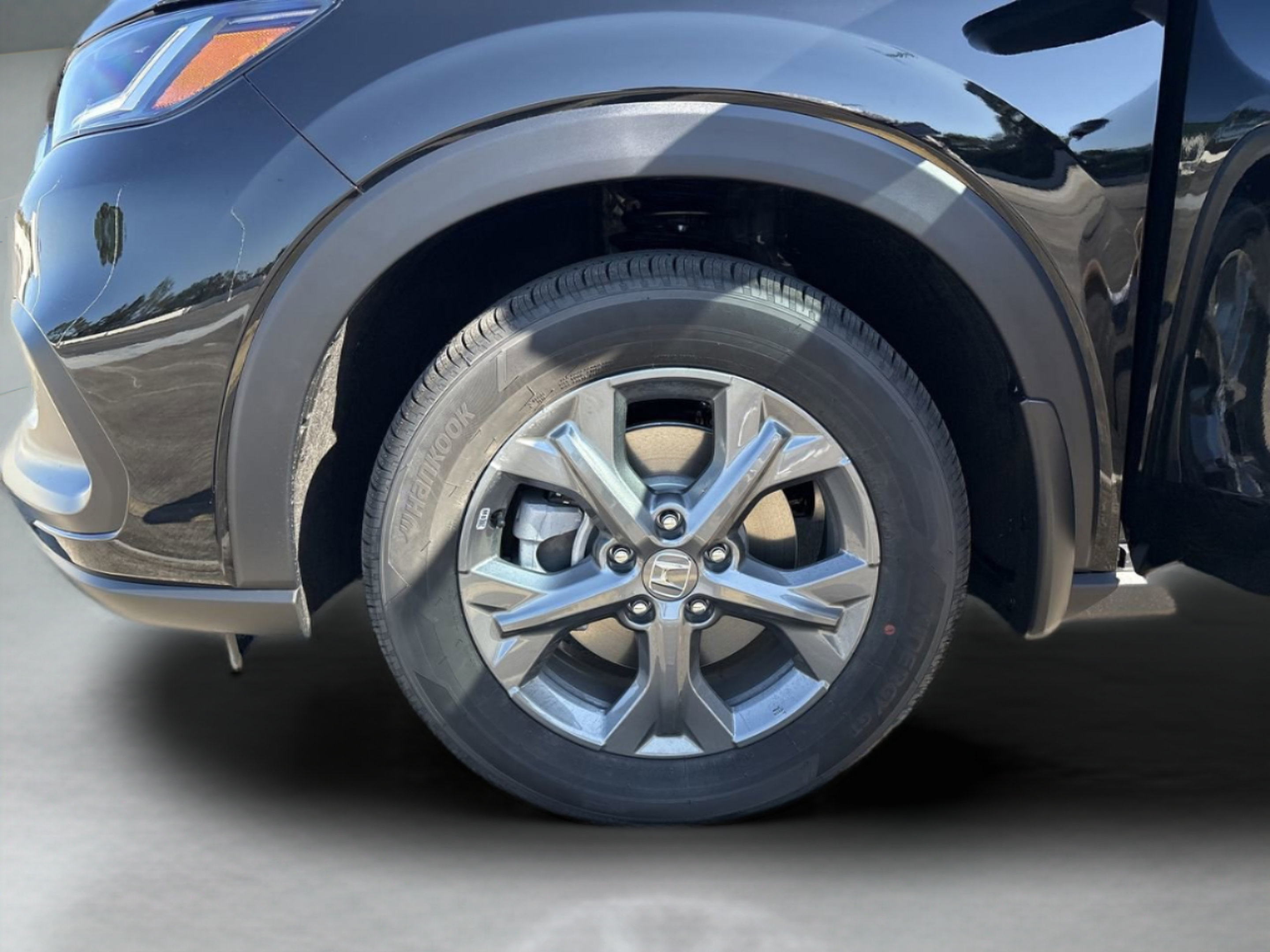 Used 2026 Honda HR-V LX image 32