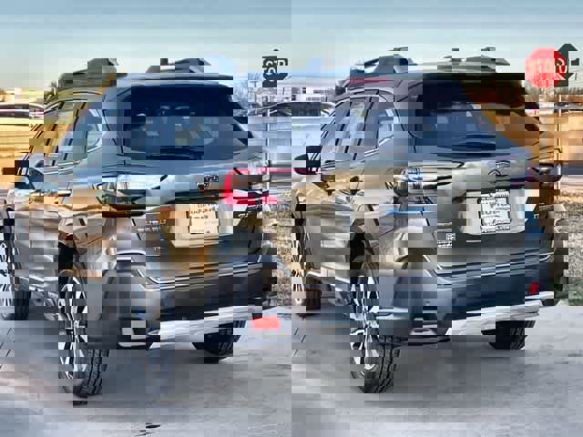 Used 2023 Subaru Outback Touring image 5