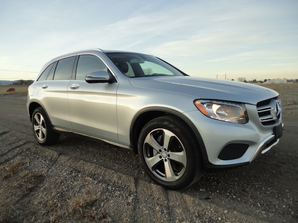 Used 2016 Mercedes-Benz GLC 300 4MATIC image 4