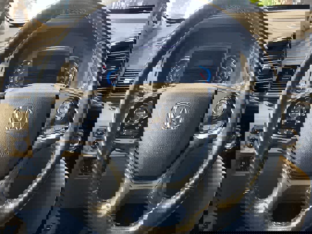 Used 2019 Honda Pilot Touring image 17