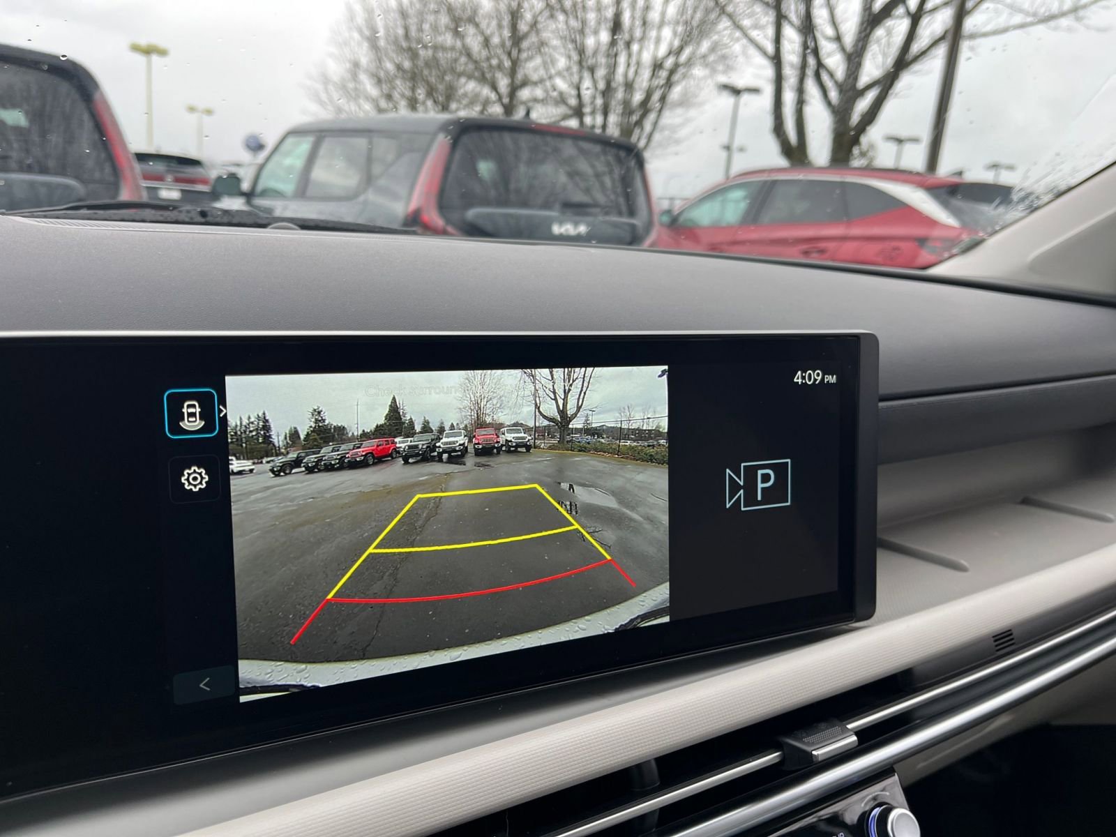 Used 2025 Hyundai Tucson SEL FWD image 25
