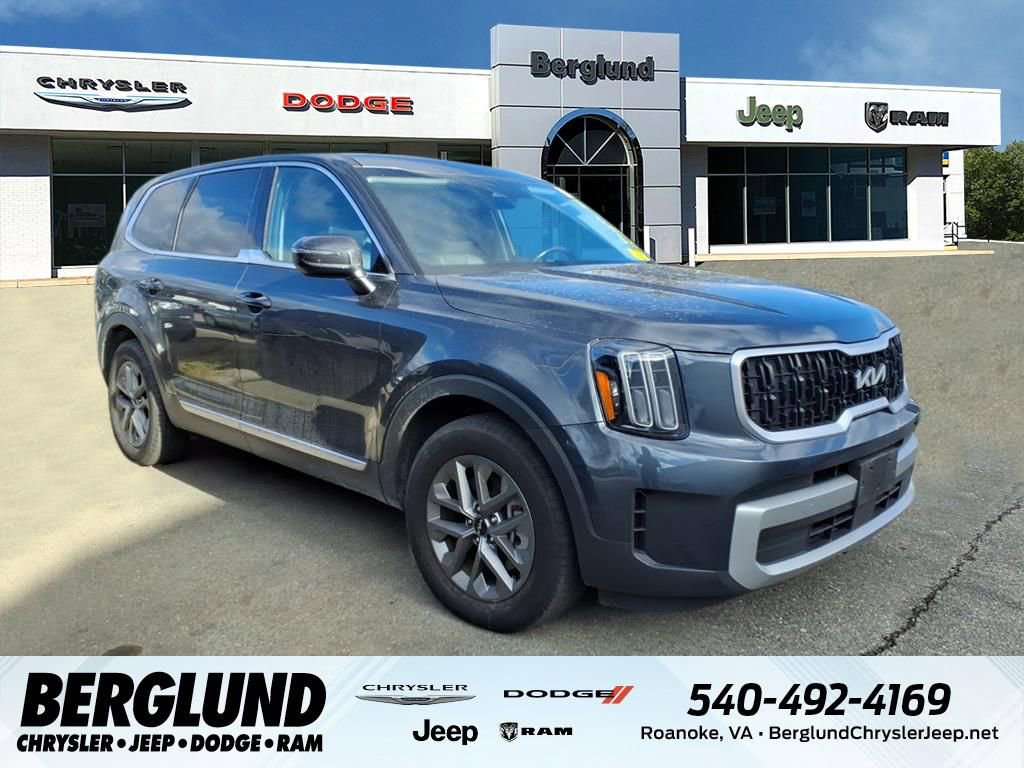 Used 2023 Kia Telluride LX