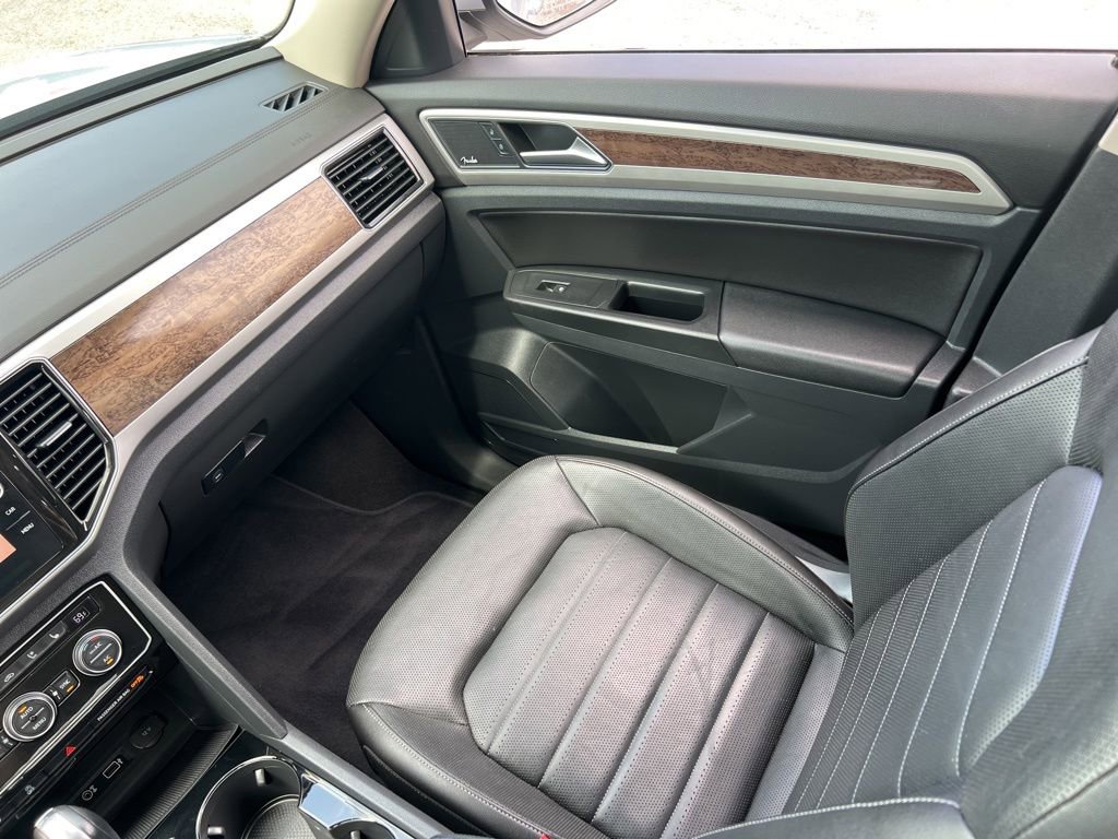 Used 2019 Volkswagen Atlas SEL Premium AWD/4WD image 27