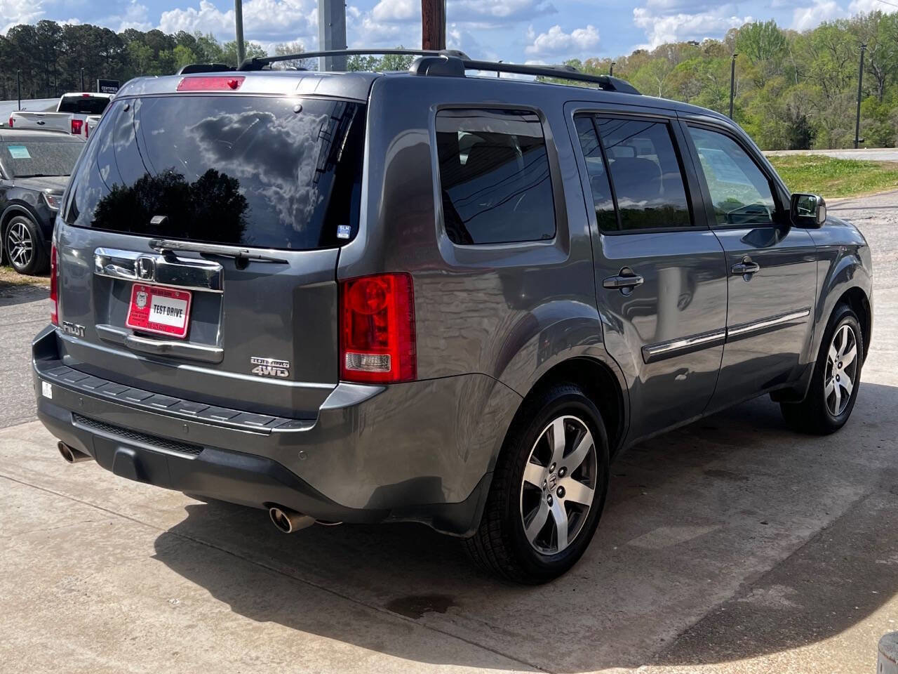 Used 2013 Honda Pilot Touring image 11