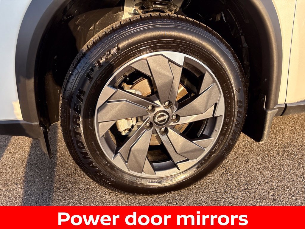Certified 2026 Nissan Rogue SV AWD/4WD image 11