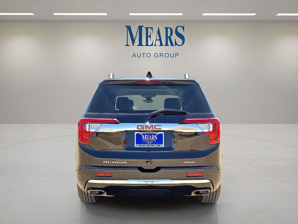 Used 2020 GMC Acadia Denali image 4