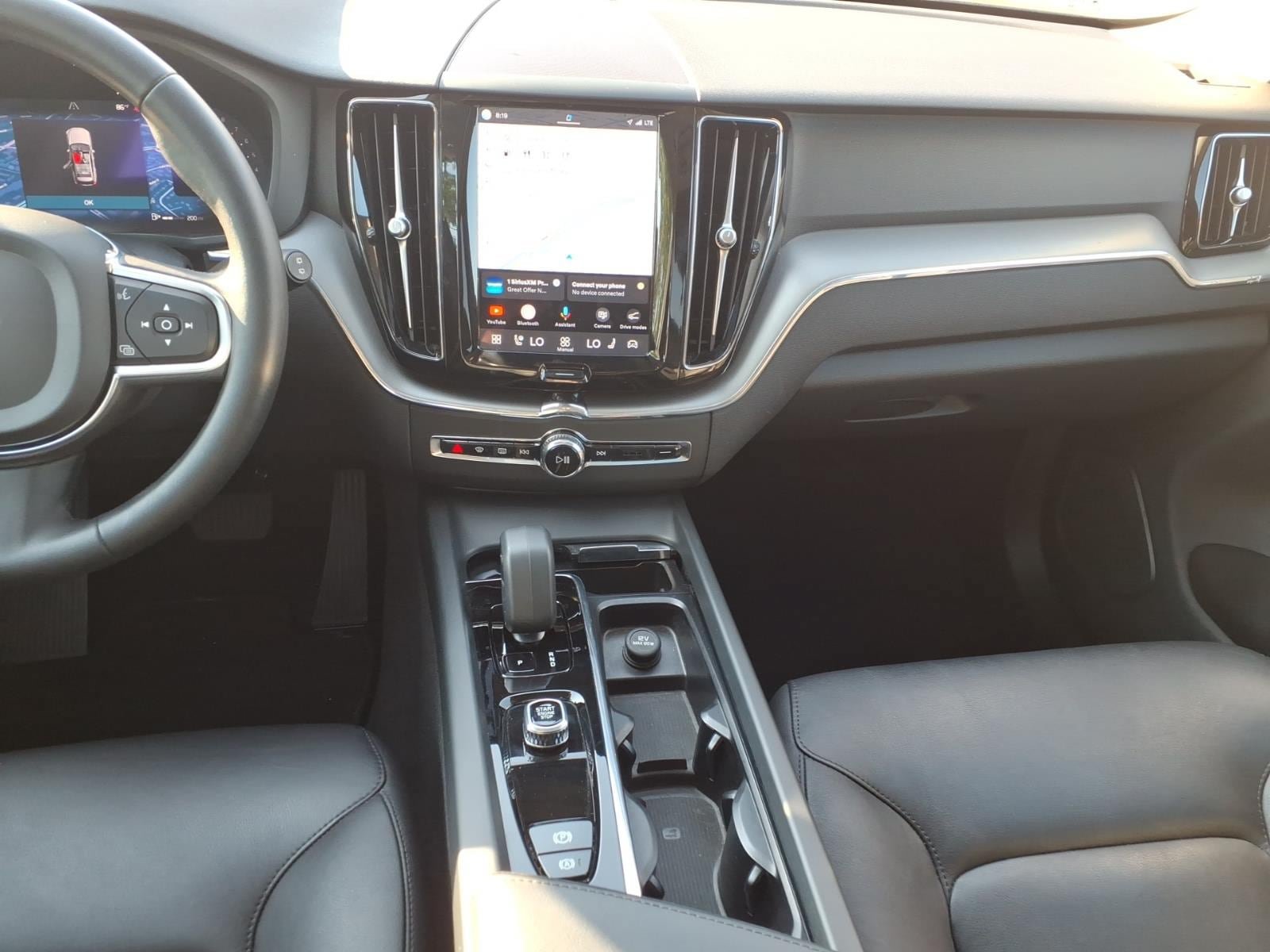 Certified 2024 Volvo XC60 B5 Core w/ Climate Package AWD/4WD image 14