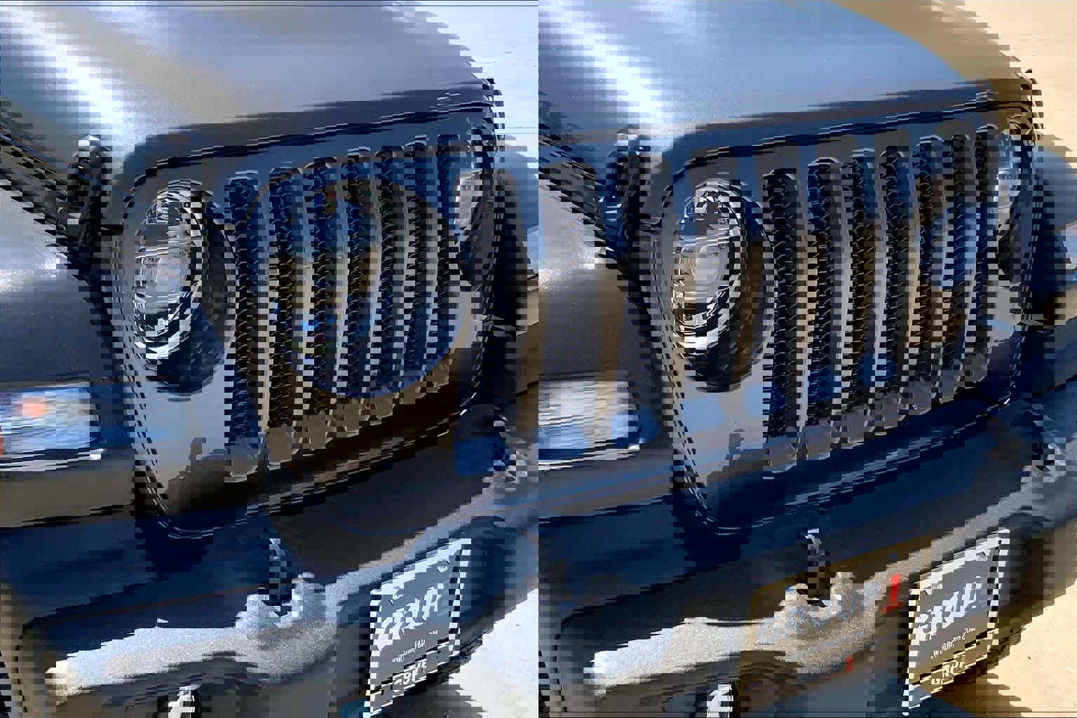 Used 2022 Jeep Wrangler Unlimited Sport image 29