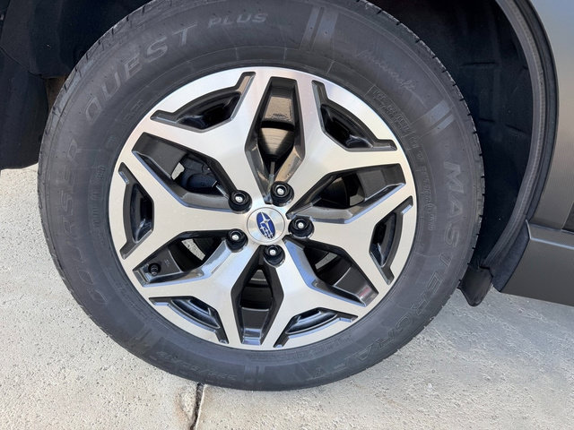 Used 2019 Subaru Forester Premium AWD/4WD image 14