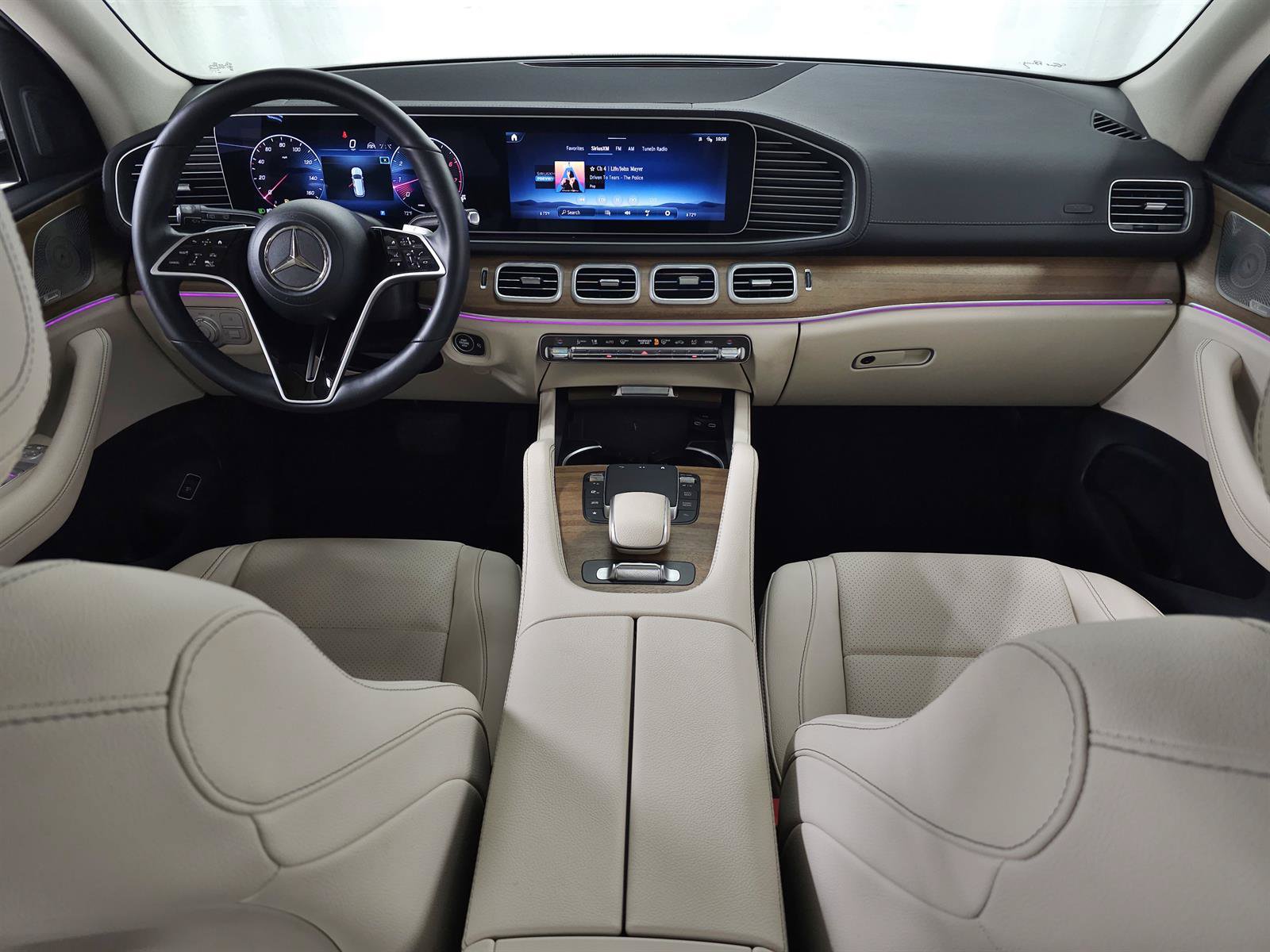 Used 2024 Mercedes-Benz GLS 450 4MATIC image 12