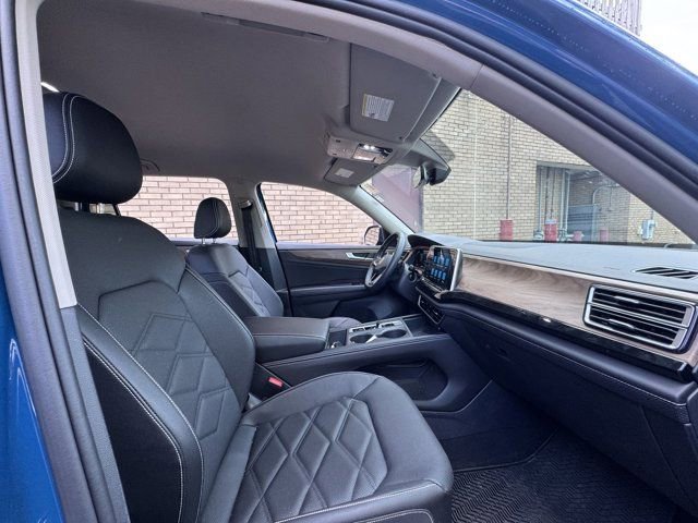 Used 2026 Volkswagen Atlas SE AWD/4WD image 14